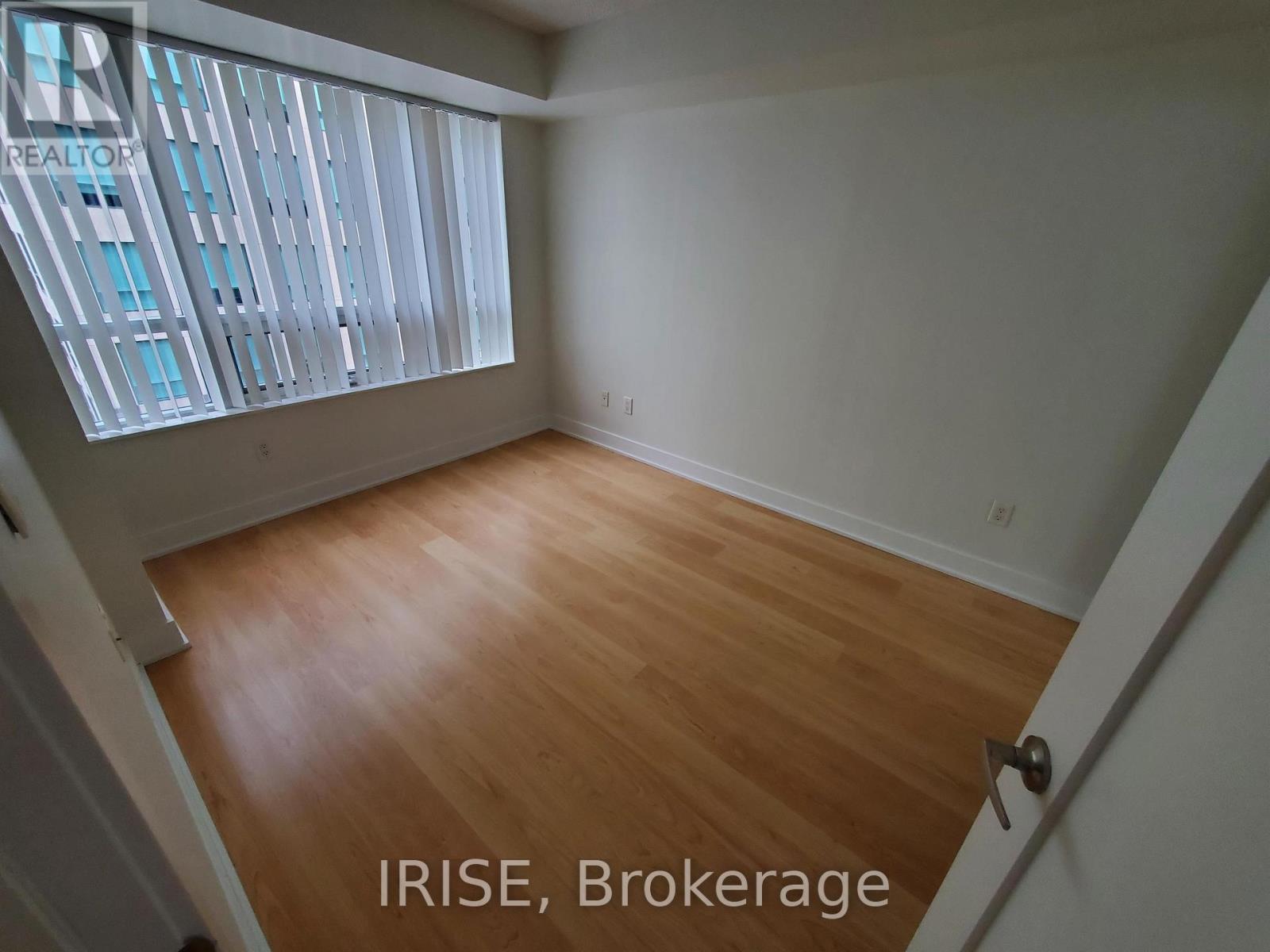 608 - 20 BLUE JAYS WAY - Photo 5