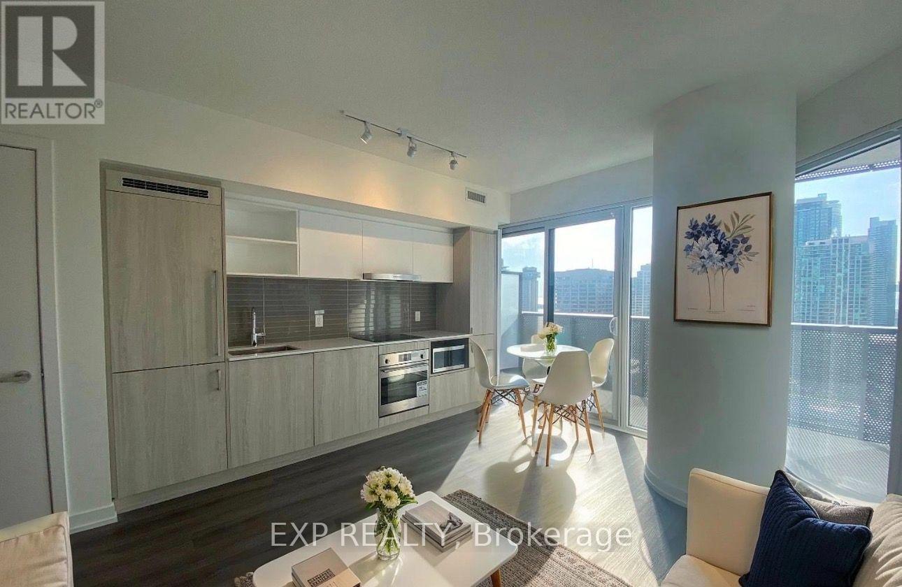 2815 - 138 Downes Street, Toronto, Ontario  M5E 0E4 - Photo 2 - C13593634