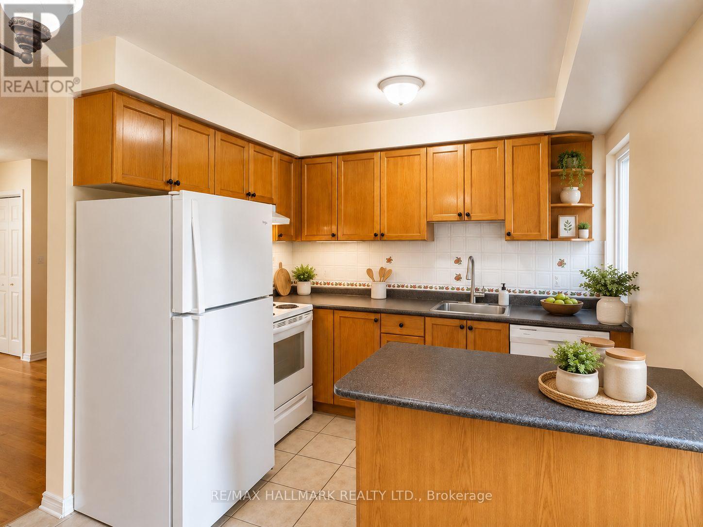 31 - 740 Kennedy Road, Toronto, Ontario  M1K 2C5 - Photo 8 - E13593614