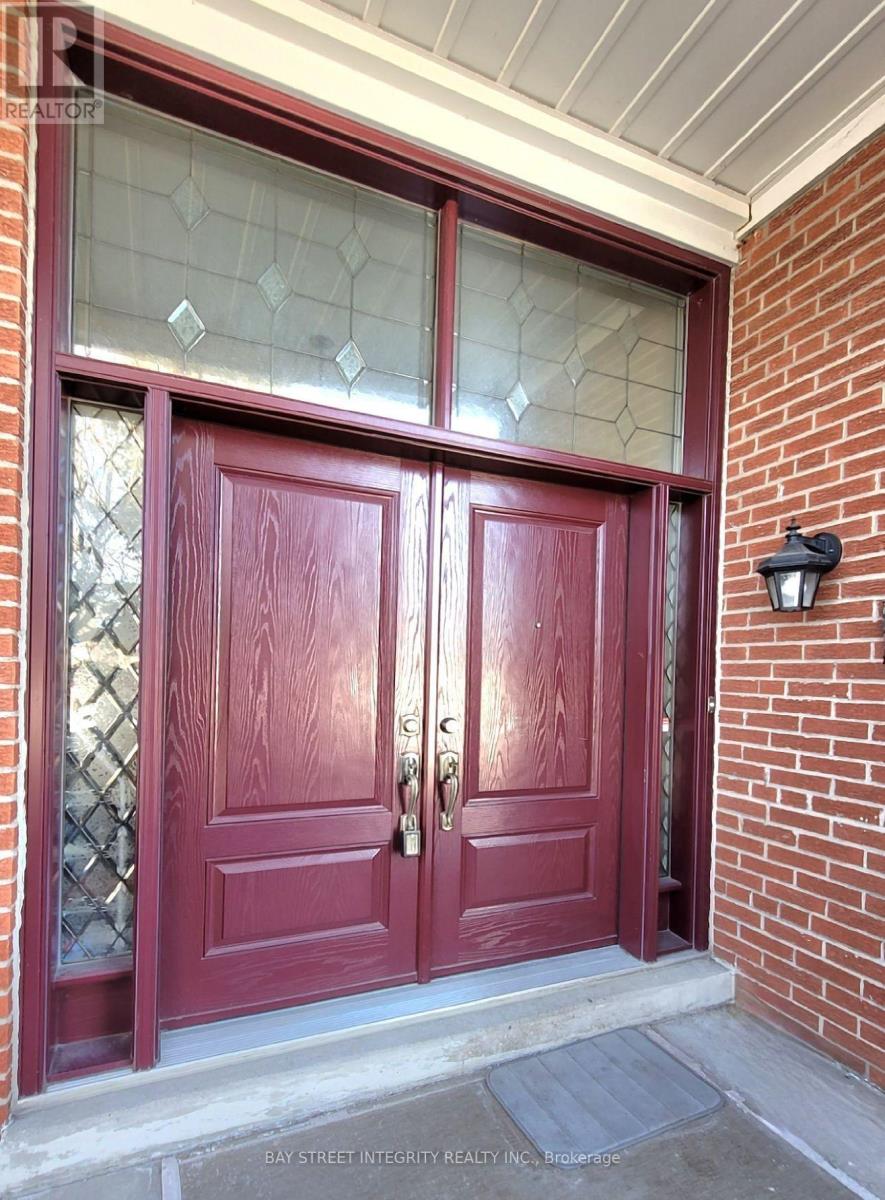 MAIN - 61 CHARTLAND BOULEVARD S, Toronto, Ontario