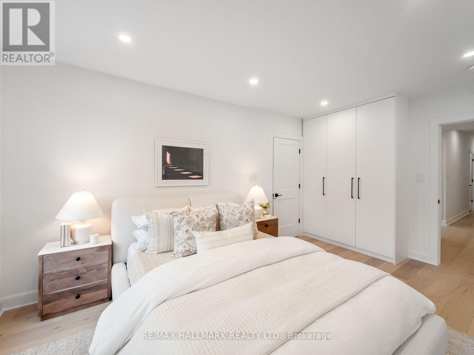 149 Victor Avenue, Toronto, Ontario  M4K 1A9 - Photo 18 - E13593666