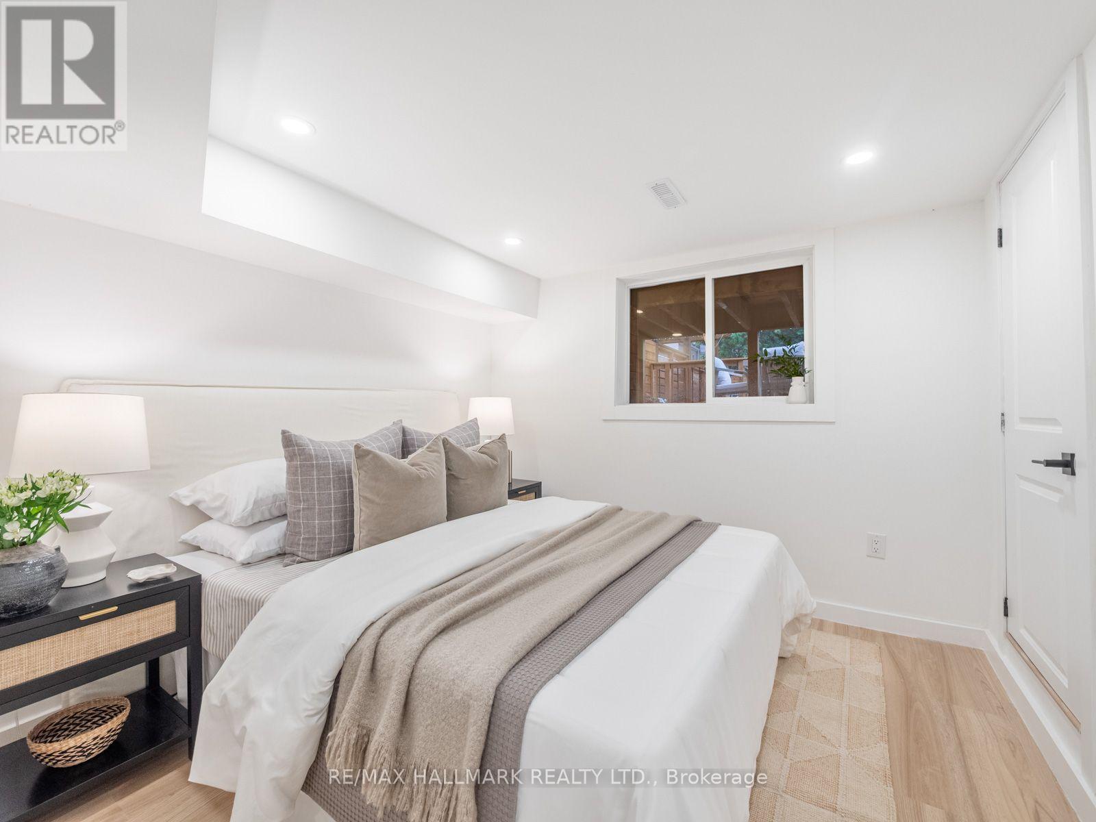 149 Victor Avenue, Toronto, Ontario  M4K 1A9 - Photo 38 - E13593666