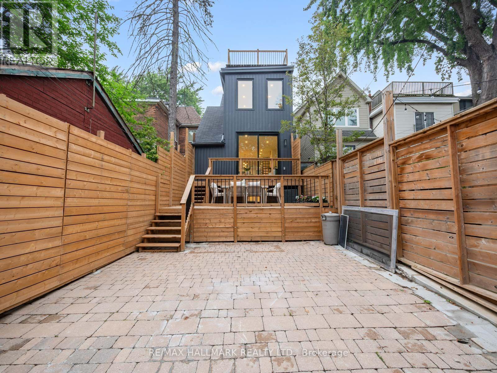 149 Victor Avenue, Toronto, Ontario  M4K 1A9 - Photo 49 - E13593666