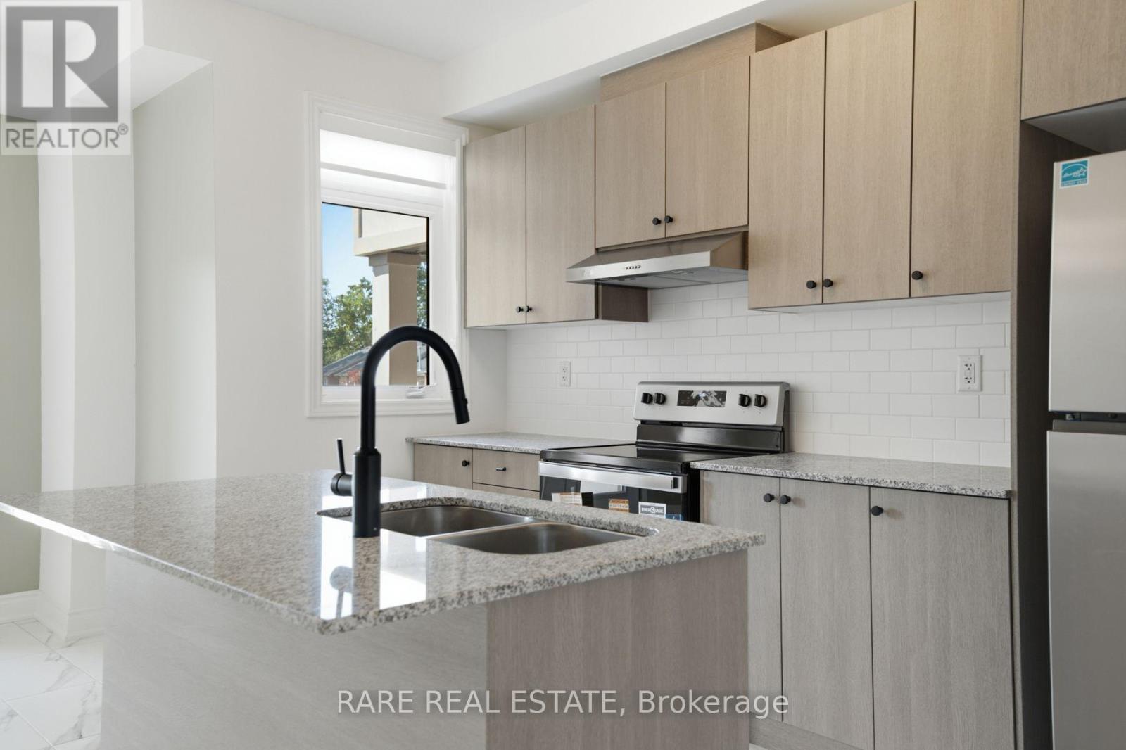 6187 Kingston Road, Toronto, Ontario  M1C 1K8 - Photo 2 - E13593734