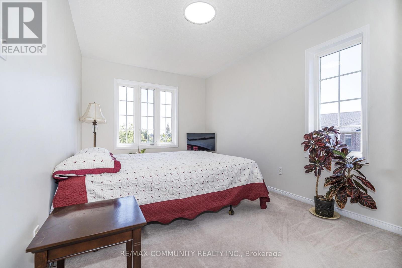 209 Old Harwood Avenue, Ajax, Ontario  L1Z 1N7 - Photo 10 - E13593784