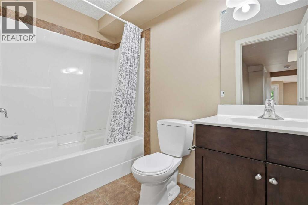 47 Evanspark Circle, Calgary, Alberta  T3P 0B4 - Photo 37 - A2331124