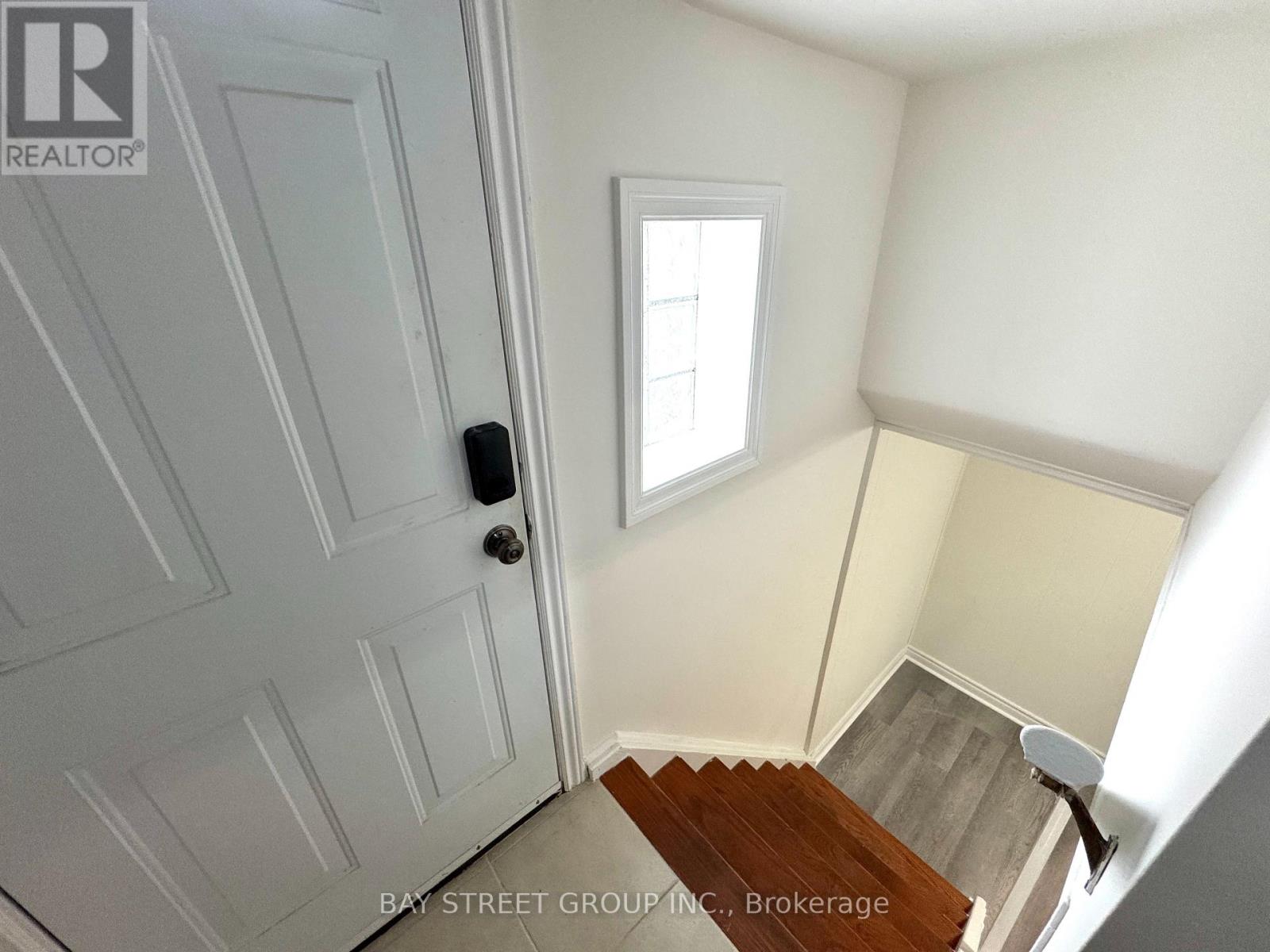 131 Allanford Road, Toronto, Ontario  M1T 2N6 - Photo 2 - E13593802