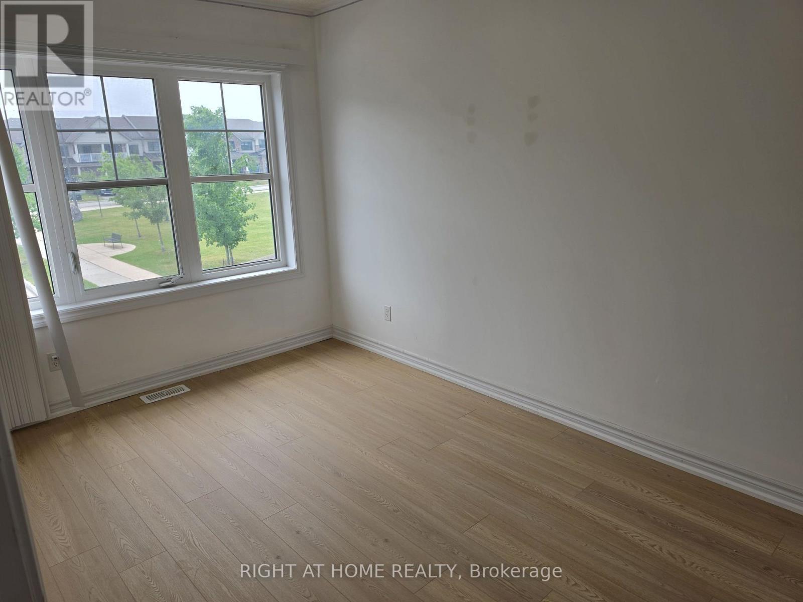 4 Blackpool Lane, East Gwillimbury, Ontario  L9N 0R7 - Photo 16 - N13247748