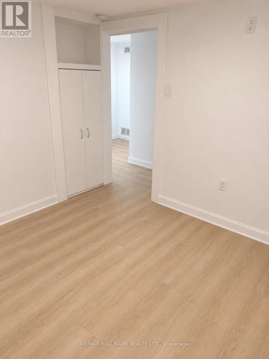 Basement B - 68 Child Drive, Aurora, Ontario  L4G 1Y7 - Photo 2 - N13593716