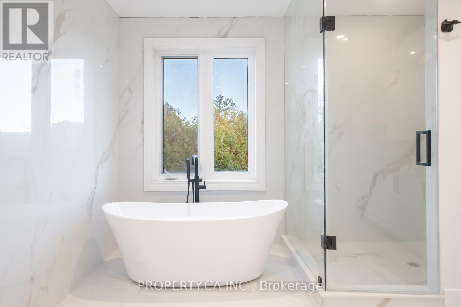 63 Concord Road, Vaughan, Ontario  L4J 3M2 - Photo 12 - N13593834