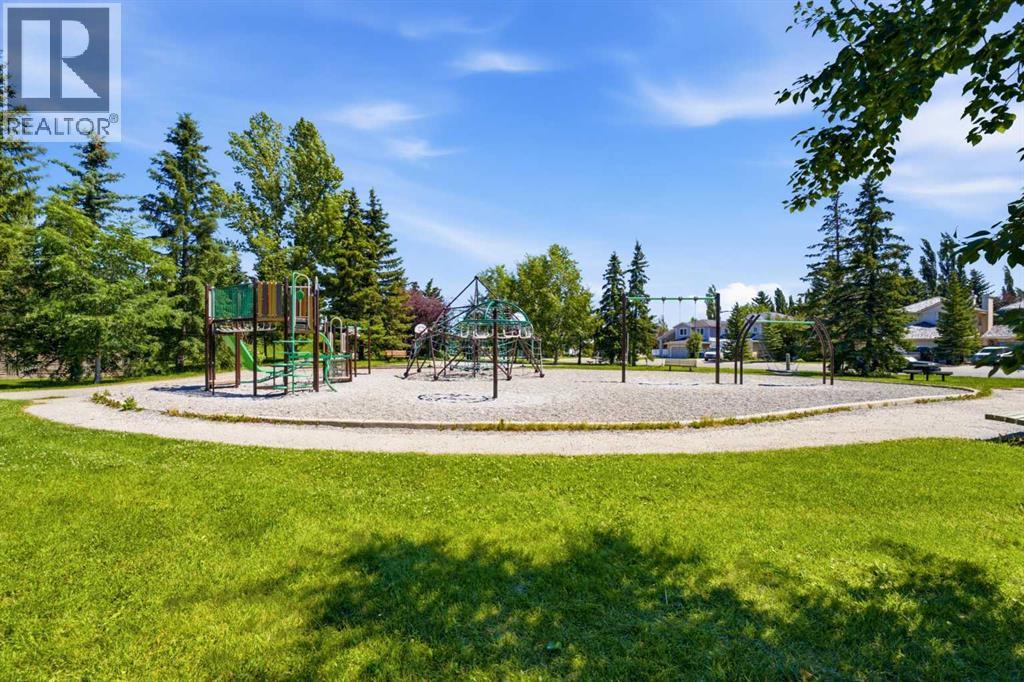 71 Woodpark Close Sw, Calgary, Alberta  T2W 6G9 - Photo 31 - A2329700