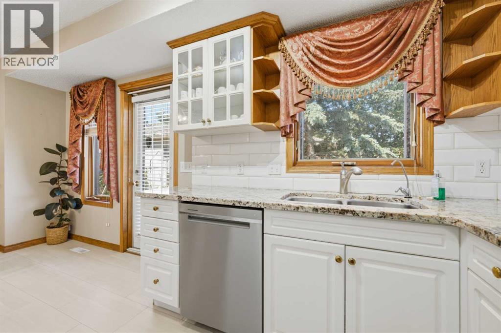 71 Woodpark Close Sw, Calgary, Alberta  T2W 6G9 - Photo 38 - A2329700