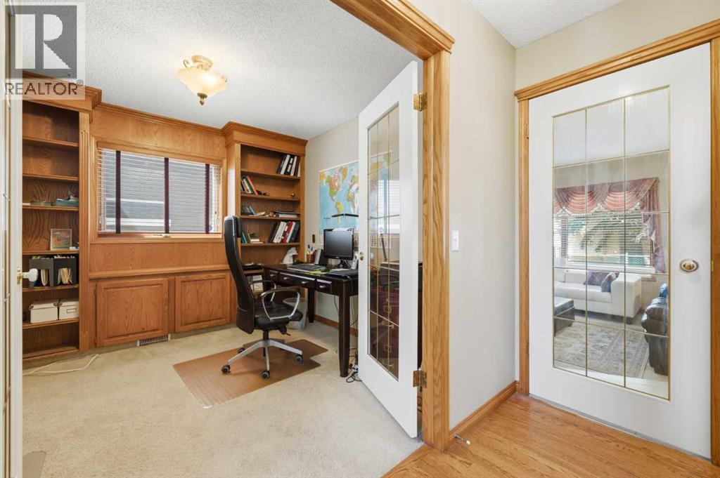 71 Woodpark Close Sw, Calgary, Alberta  T2W 6G9 - Photo 42 - A2329700
