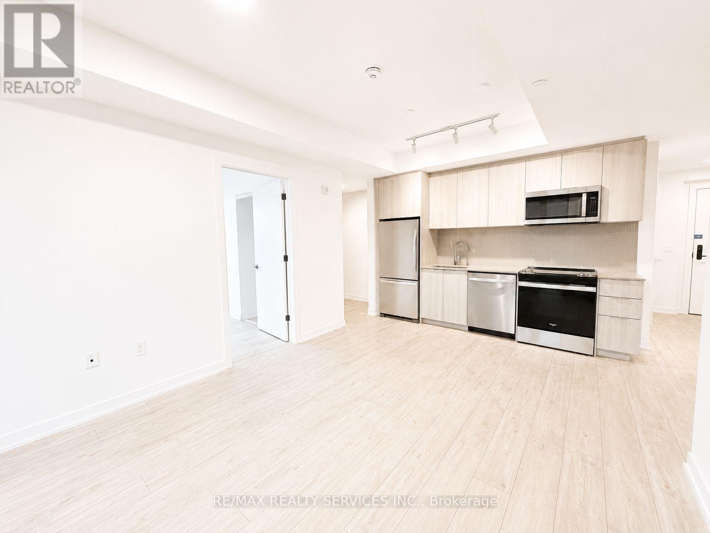 301 - 740 WHITLOCK AVENUE, Milton, Ontario