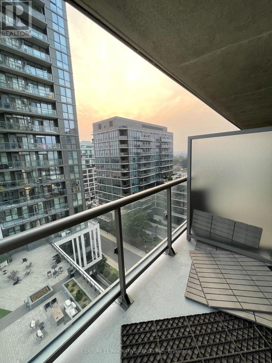 910 - 17 Zorra Street, Toronto, Ontario  M8Z 0C8 - Photo 2 - W13593798