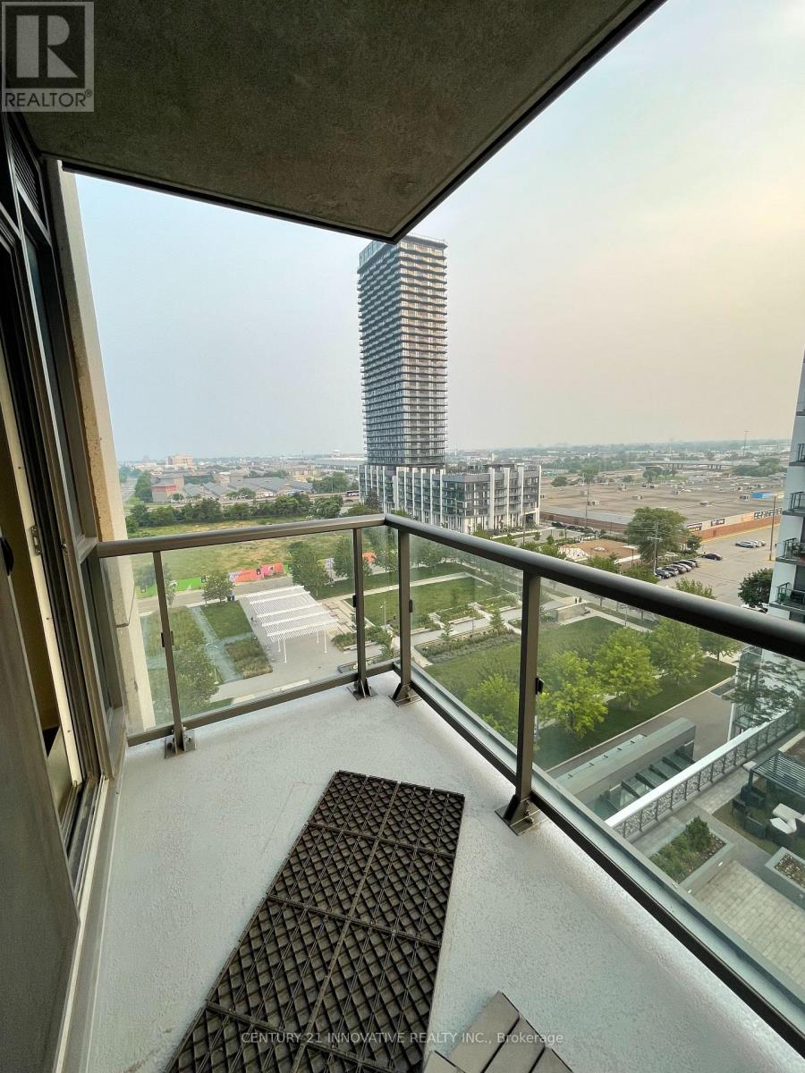 910 - 17 Zorra Street, Toronto, Ontario  M8Z 0C8 - Photo 4 - W13593798