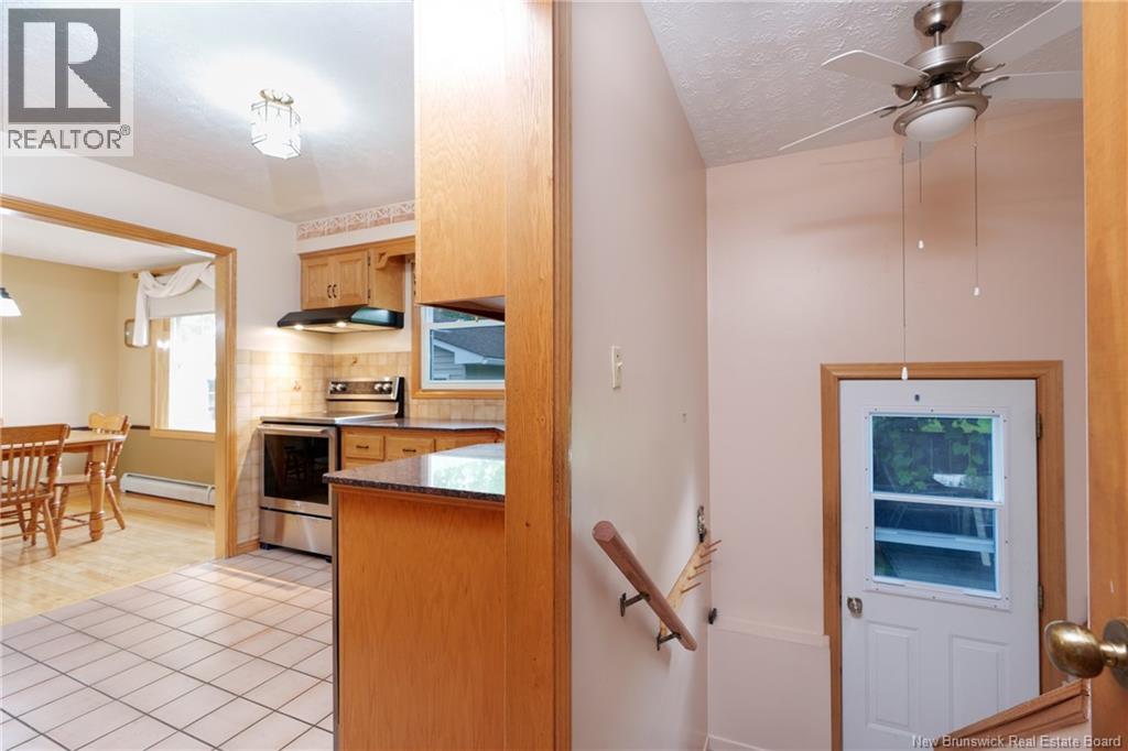 130 Sunrise Esates Drive, New Maryland, New Brunswick  E3C 1G6 - Photo 11 - NB144541