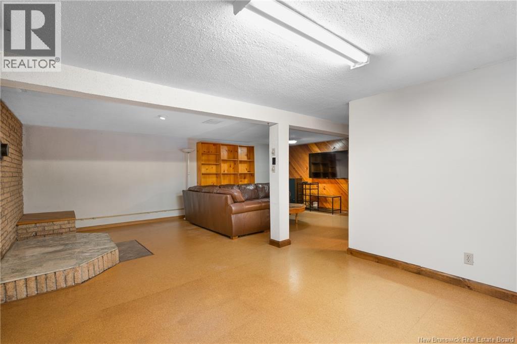 130 Sunrise Esates Drive, New Maryland, New Brunswick  E3C 1G6 - Photo 20 - NB144541