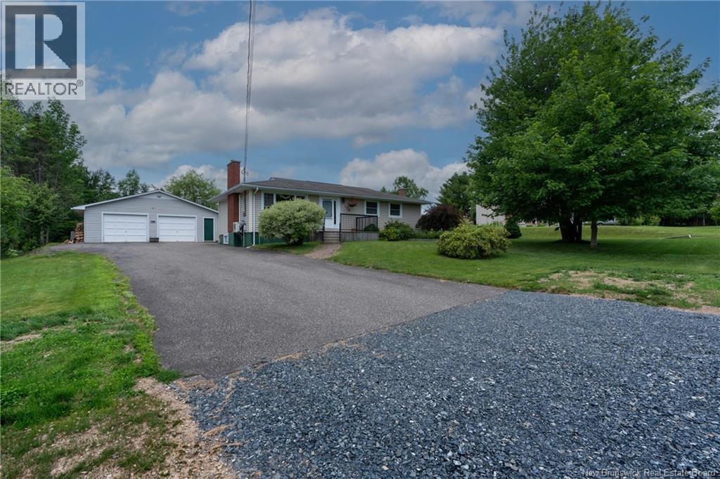 130 Sunrise Esates Drive, New Maryland, New Brunswick  E3C 1G6 - Photo 35 - NB144541