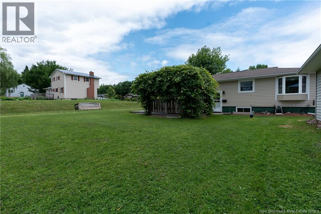 130 Sunrise Esates Drive, New Maryland, New Brunswick  E3C 1G6 - Photo 36 - NB144541