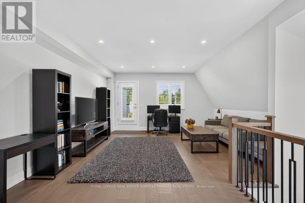 6 Iroquois Avenue, Mississauga, Ontario  L5G 1M6 - Photo 20 - W13539920
