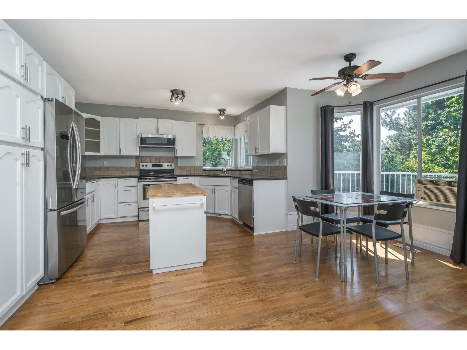 32958 Harwood Place, Abbotsford, British Columbia  V2S 7C2 - Photo 13 - R3148460