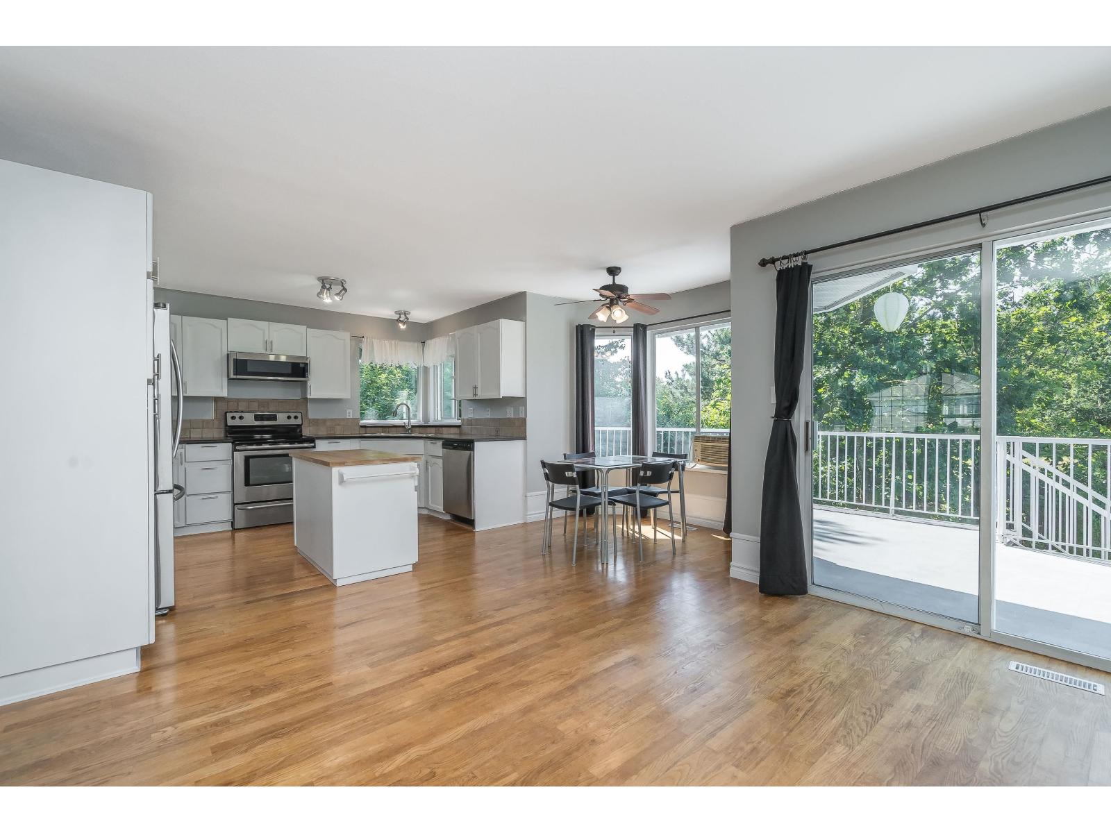 32958 Harwood Place, Abbotsford, British Columbia  V2S 7C2 - Photo 12 - R3148460