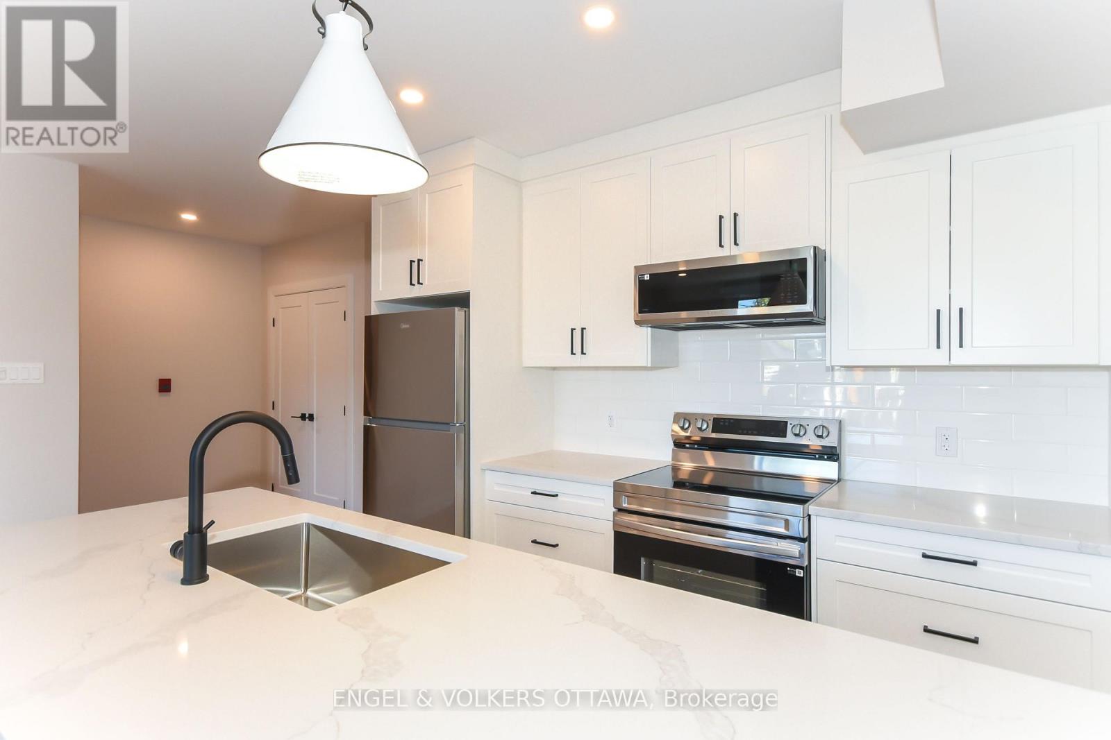 6 - 35 Monk Street, Ottawa, Ontario K1S 3Y7 - Photo 5 - X13594020