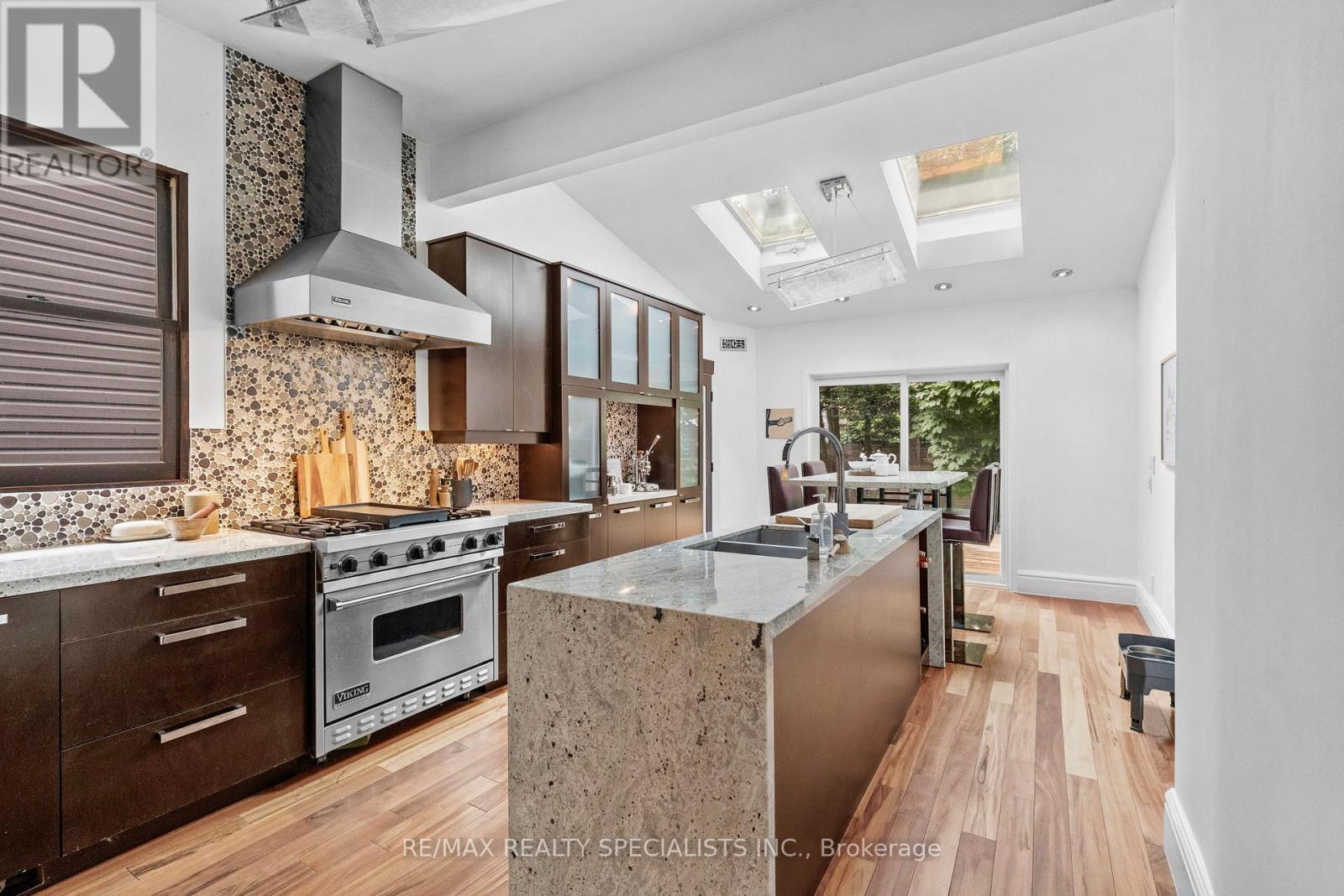 418 Ossington Avenue, Toronto, Ontario  M6J 3A7 - Photo 14 - C13593940