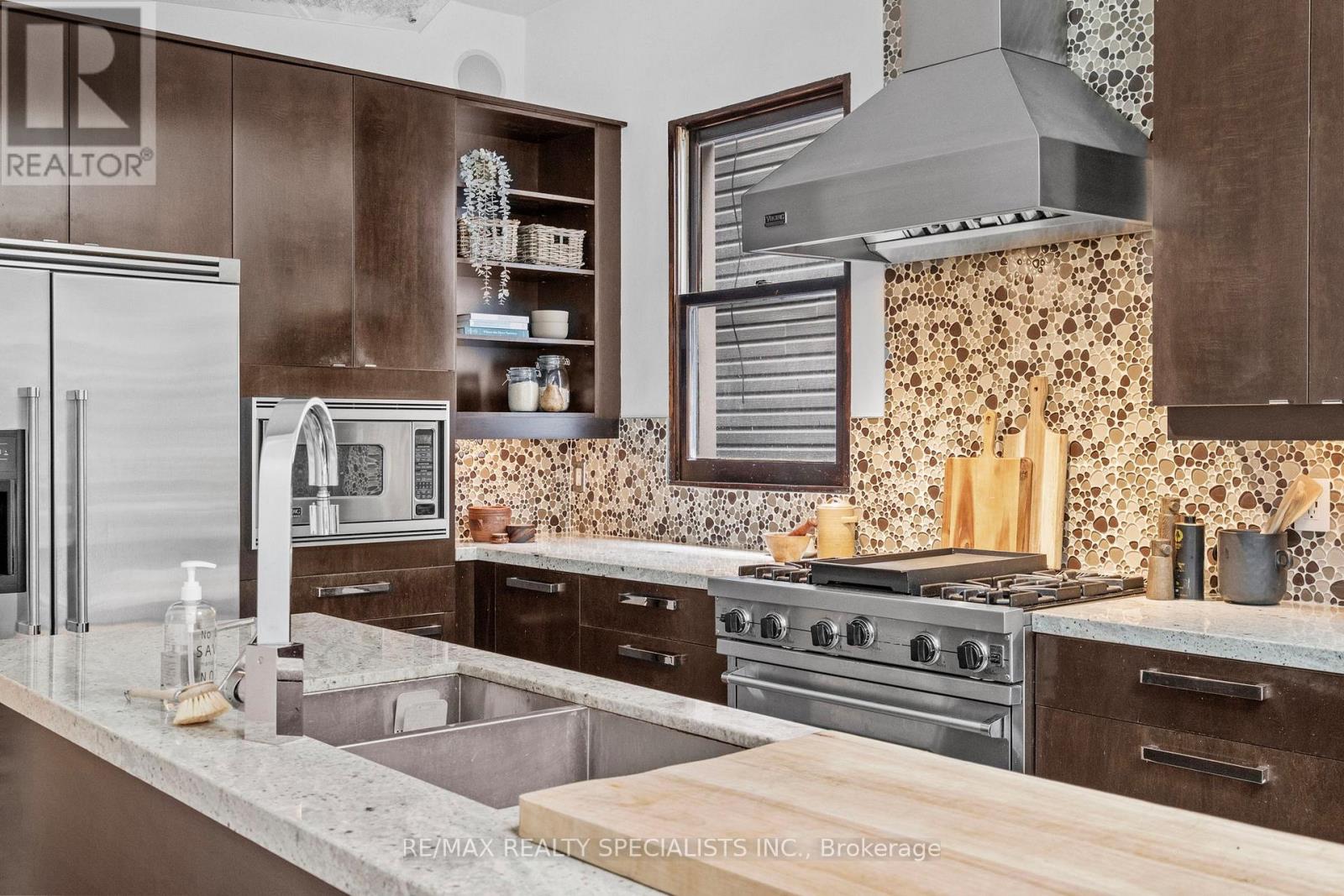 418 Ossington Avenue, Toronto, Ontario  M6J 3A7 - Photo 17 - C13593940