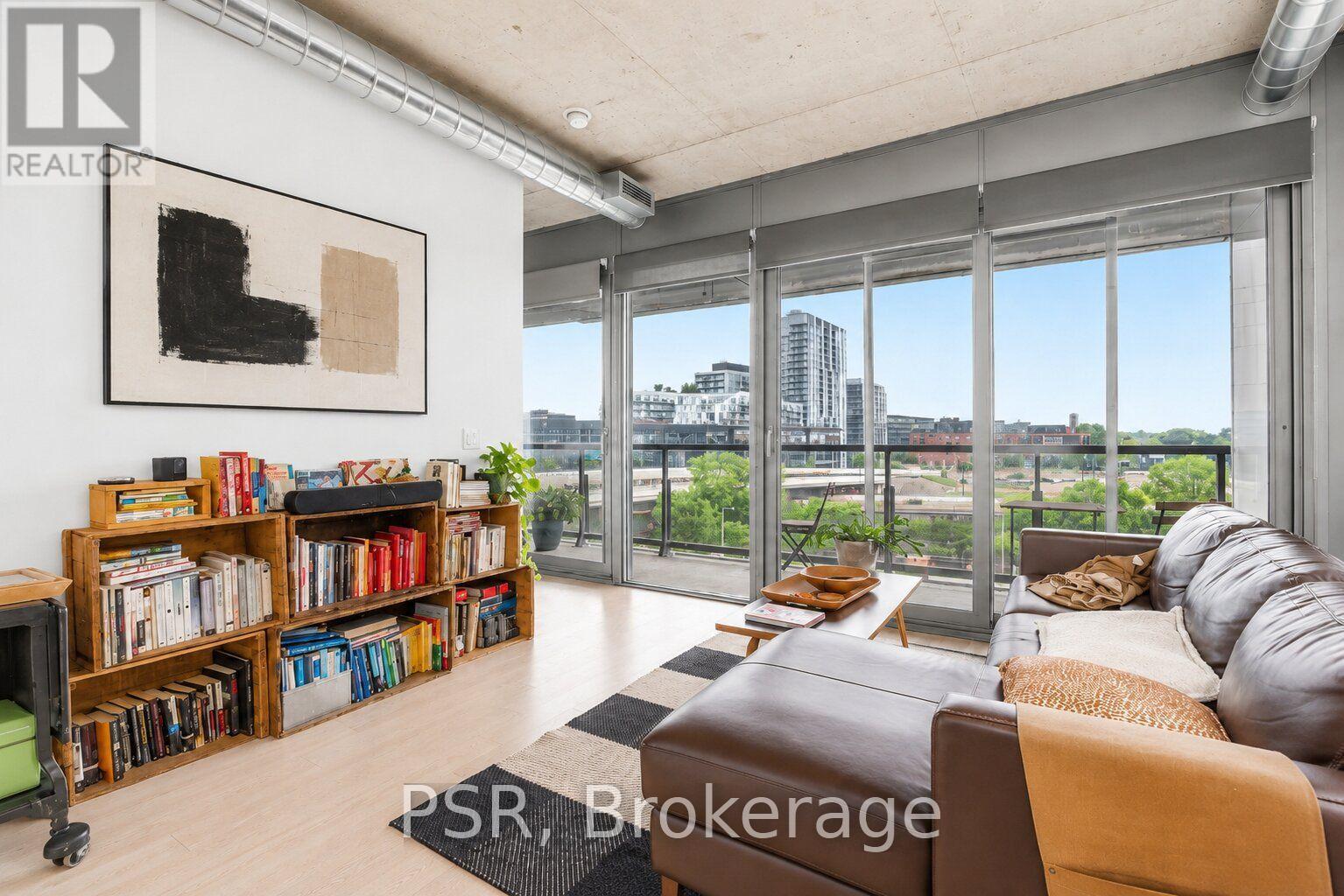 508 - 170 Bayview Avenue, Toronto, Ontario  M5A 0M4 - Photo 2 - C13594010