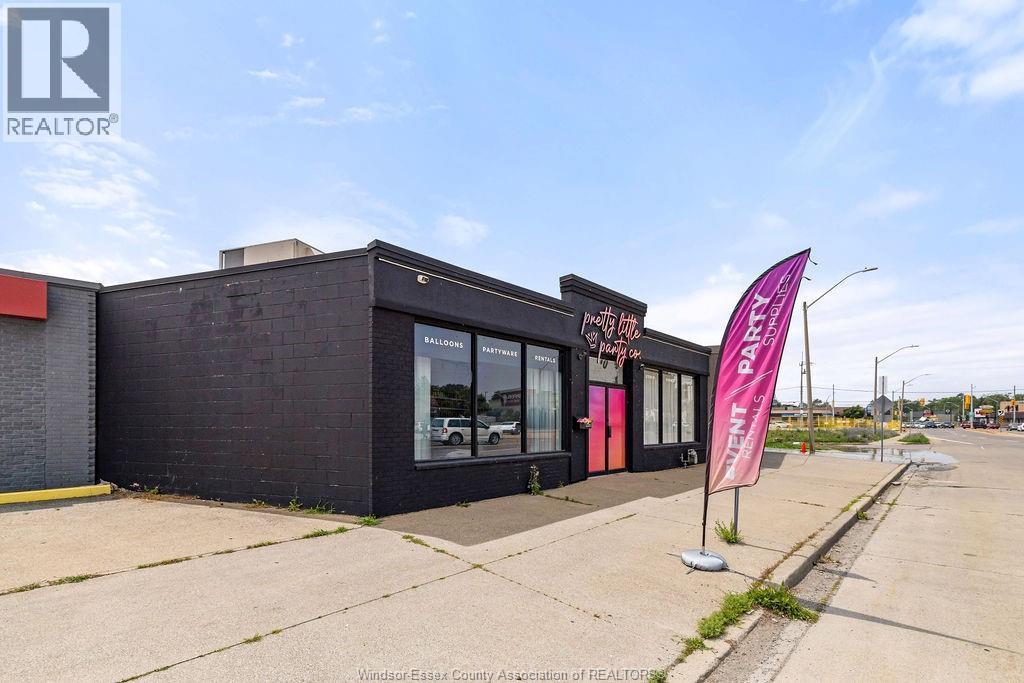 8031 Wyandotte Street East, Windsor, Ontario N8S 1T2 - Photo 3 - 26017743