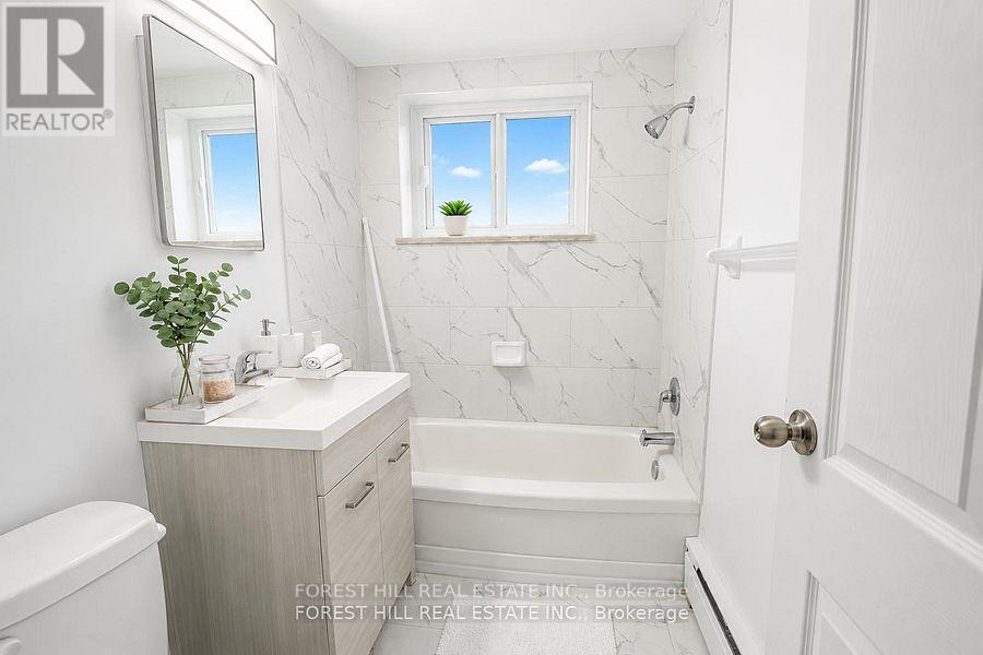 504 - 92 Robinson Street, Hamilton, Ontario  L8P 1Z1 - Photo 4 - X13593960