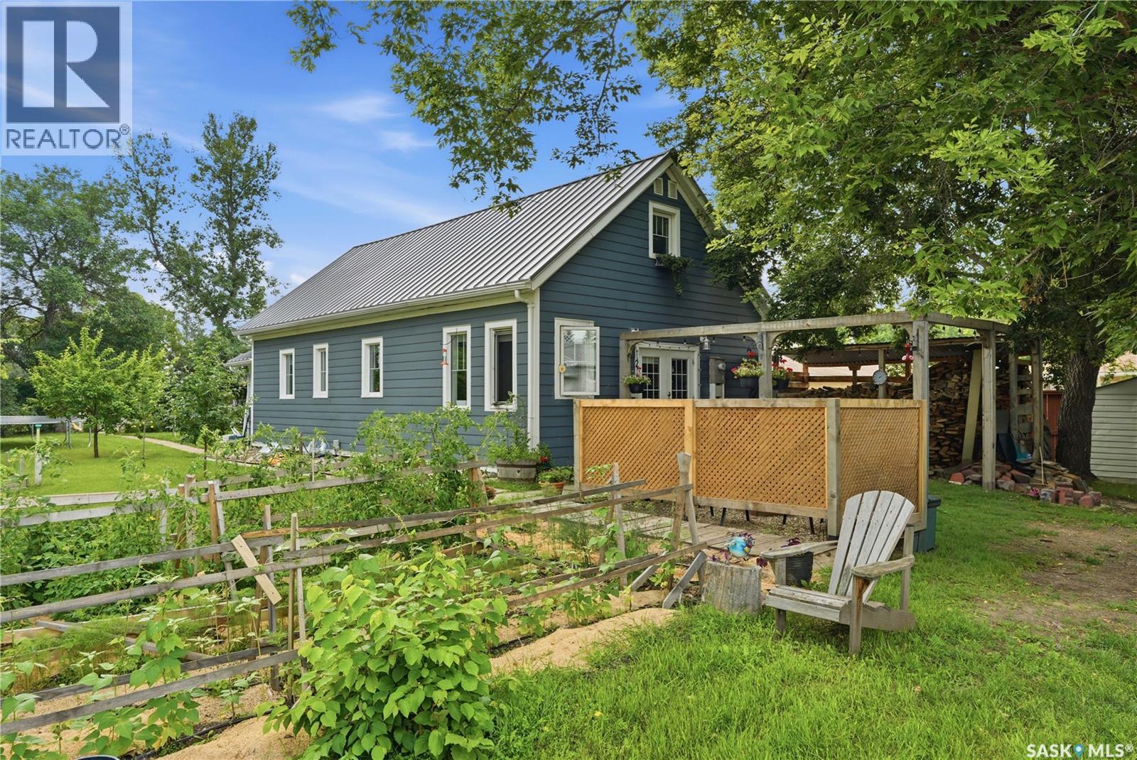 305 2nd Avenue, Borden, Saskatchewan  S0K 0N0 - Photo 56 - SK043353