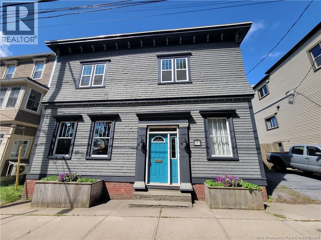 293 Crown Street, Saint John, New Brunswick E2L 2Y3 - Photo 1 - NB144490