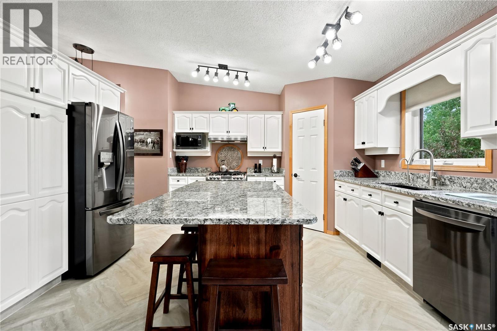 12 Stern Place, Edenwold Rm No.158, Saskatchewan  S4L 1B2 - Photo 6 - SK043305