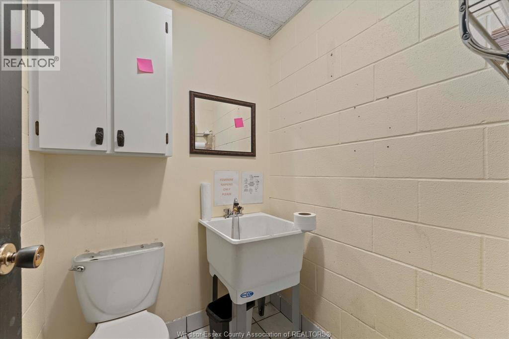 64 Talbot Street North, Essex, Ontario N8M 1A2 - Photo 32 - 26017700