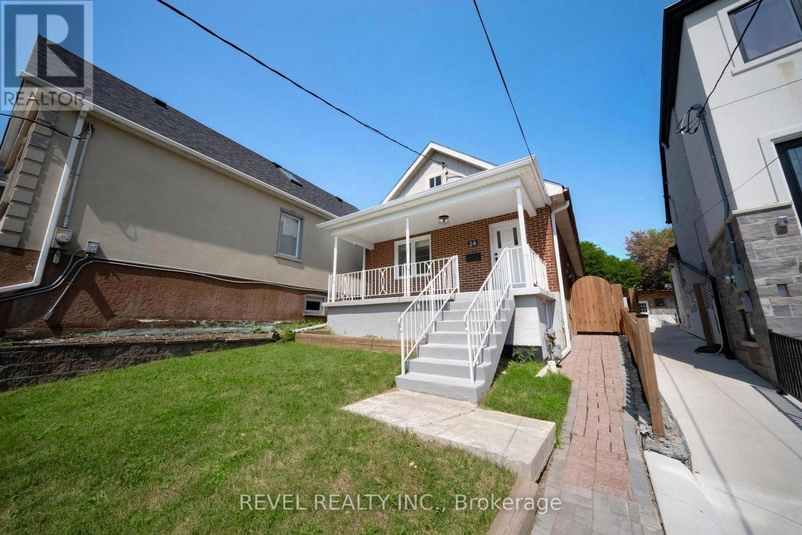 MAIN - 24 KENORA CRESCENT, Toronto, Ontario