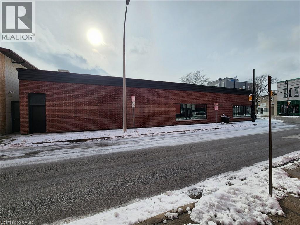 130 Christina Street N, Sarnia, Ontario  N7T 5T6 - Photo 4 - 40796580