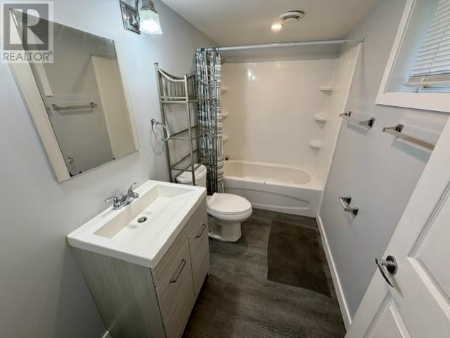 320 First Ave, Thunder Bay, Ontario  P7B 2M8 - Photo 14 - TB2602030