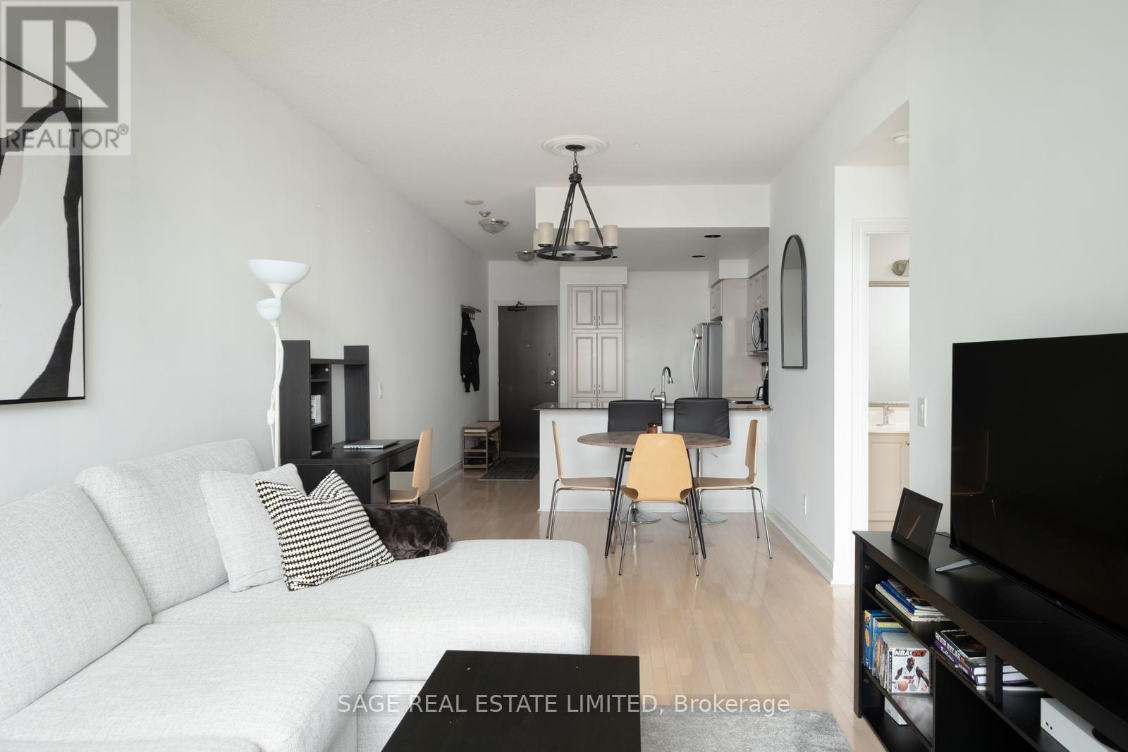 1507 - 1101 Leslie Street, Toronto (Banbury-Don Mills), Ontario  M3C 4G3 - Photo 5 - C13594136