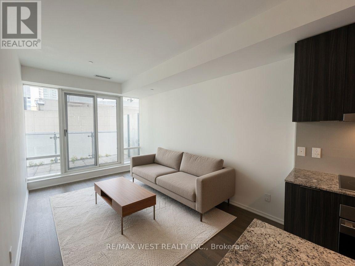 524 - 1 Bloor Street E, Toronto, Ontario  M4Y 2Z1 - Photo 2 - C13594168