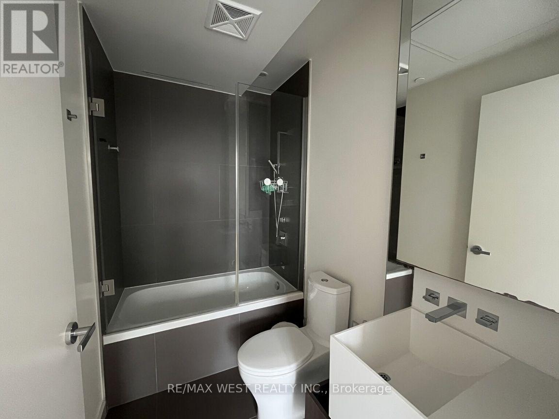 524 - 1 Bloor Street E, Toronto, Ontario  M4Y 2Z1 - Photo 5 - C13594168