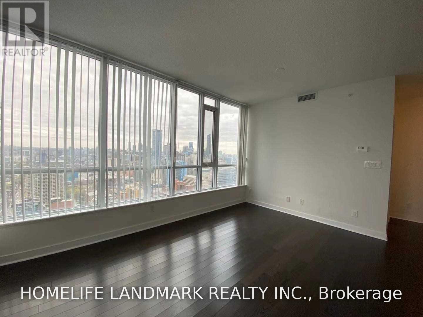 3902 - 295 Adelaide Street W, Toronto, Ontario  M5V 1P7 - Photo 3 - C13594184