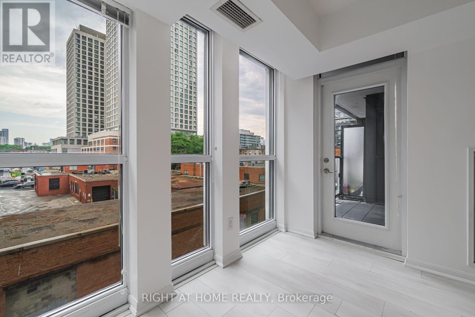516 - 400 Adelaide Street E, Toronto, Ontario  M5A 4S3 - Photo 11 - C13594240