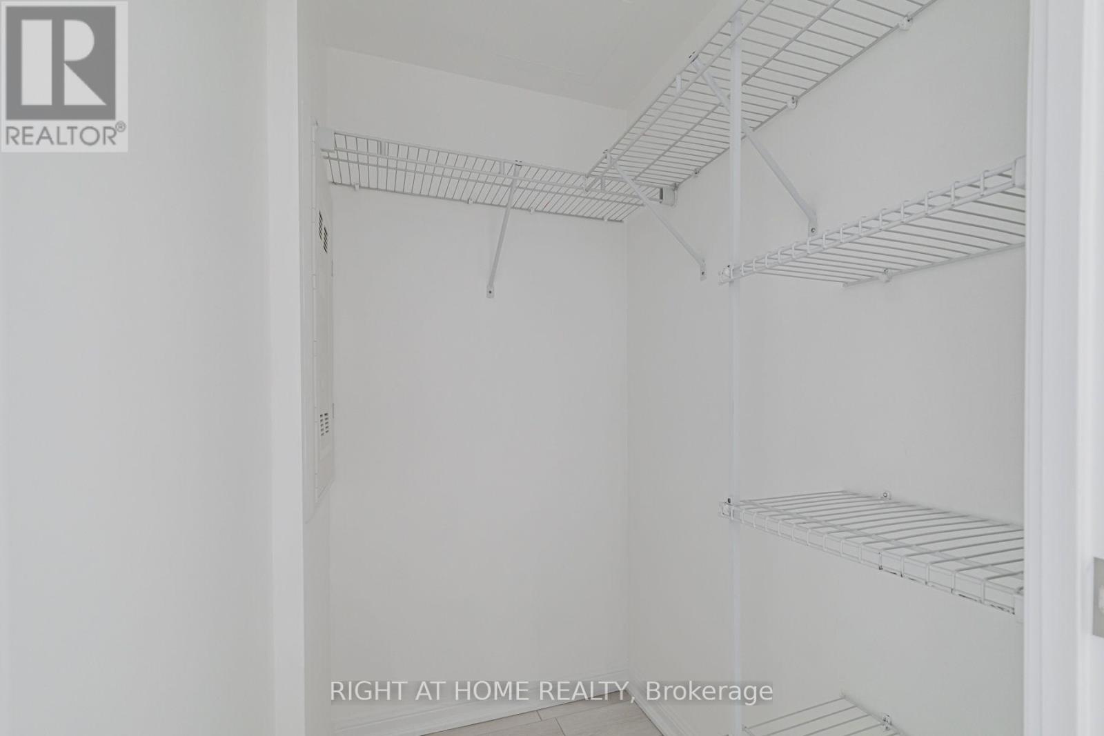 516 - 400 Adelaide Street E, Toronto, Ontario  M5A 4S3 - Photo 22 - C13594240