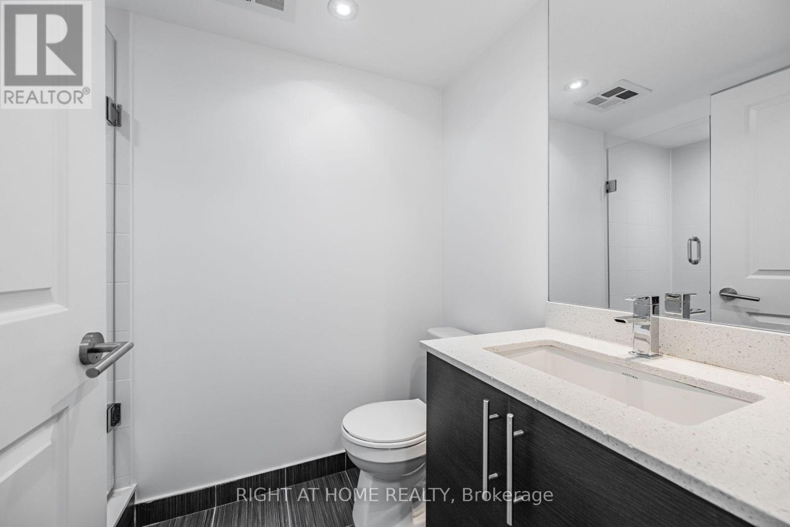 516 - 400 Adelaide Street E, Toronto, Ontario  M5A 4S3 - Photo 25 - C13594240