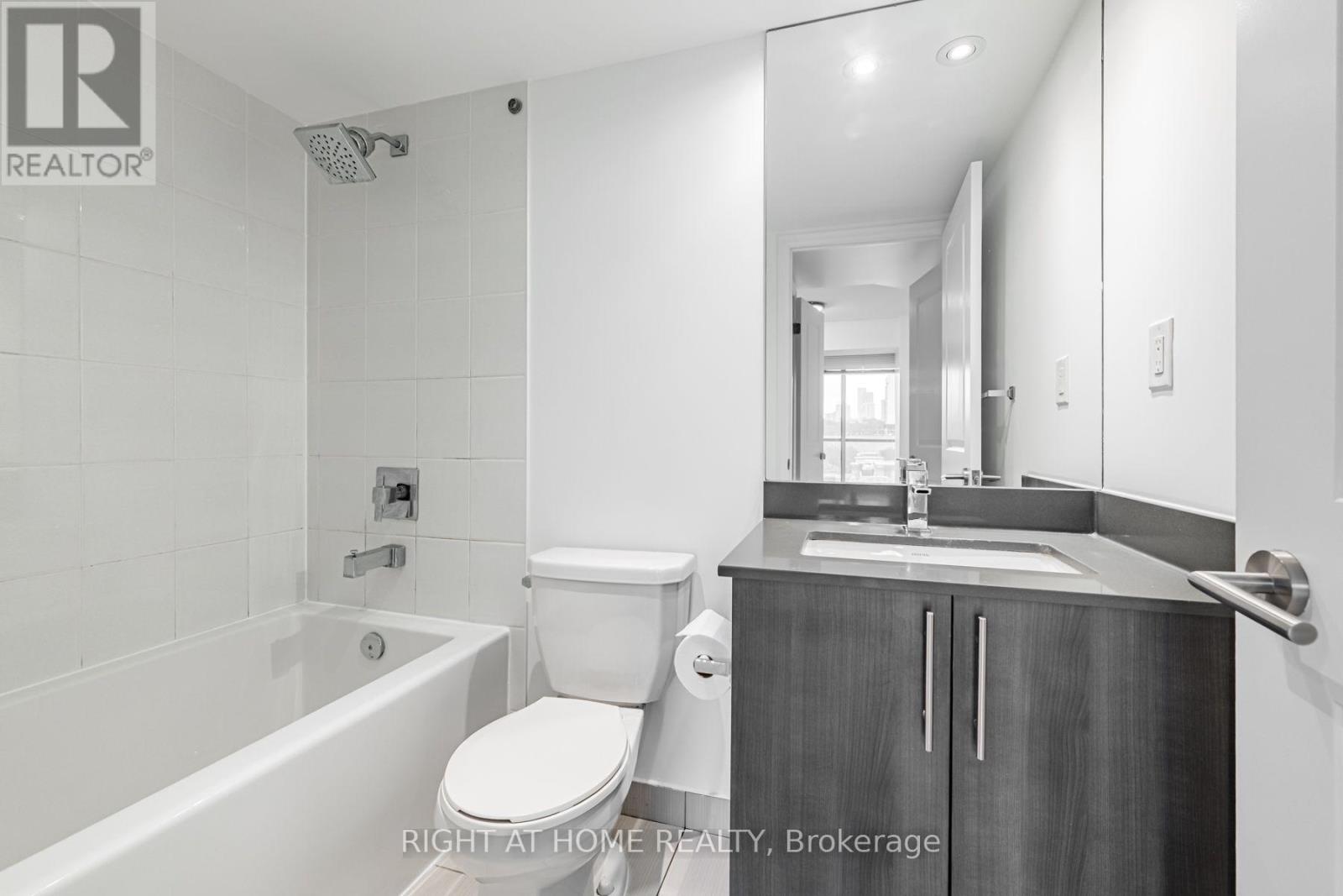 516 - 400 Adelaide Street E, Toronto, Ontario  M5A 4S3 - Photo 26 - C13594240