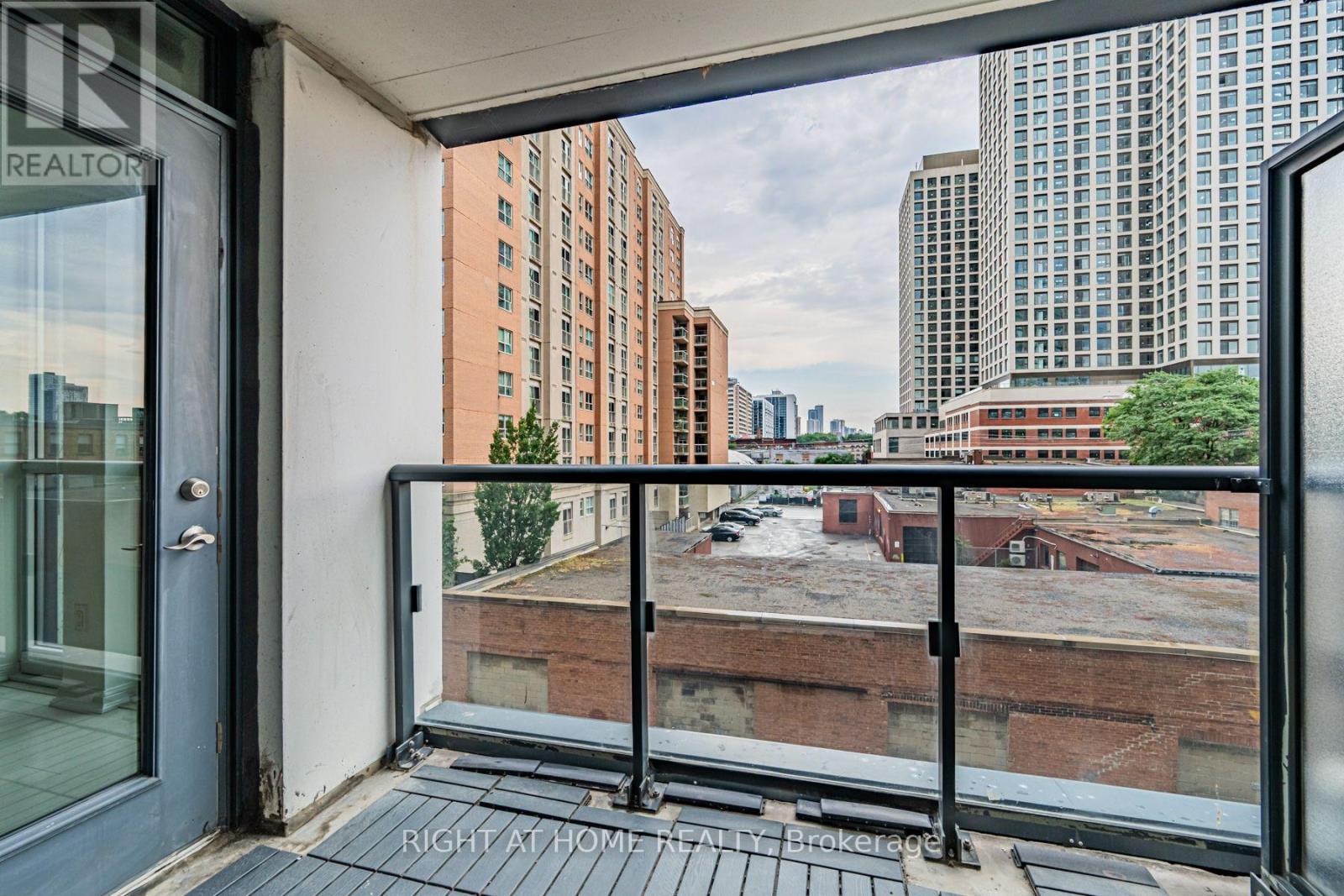 516 - 400 Adelaide Street E, Toronto, Ontario  M5A 4S3 - Photo 29 - C13594240