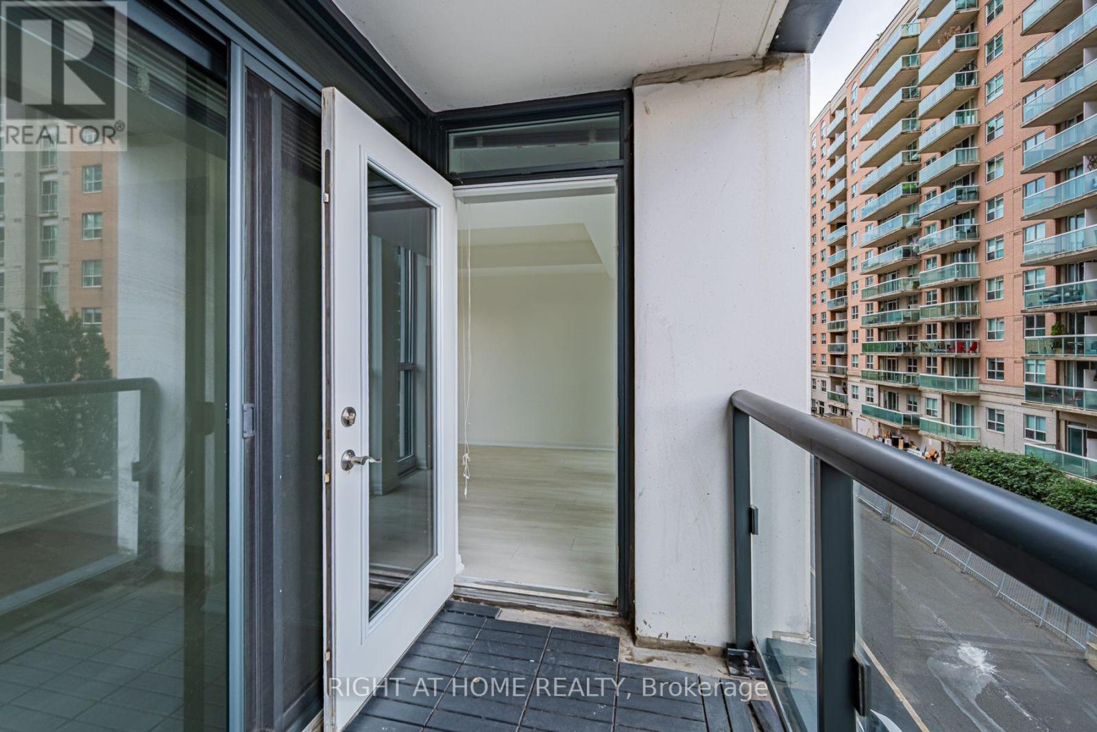 516 - 400 Adelaide Street E, Toronto, Ontario  M5A 4S3 - Photo 31 - C13594240